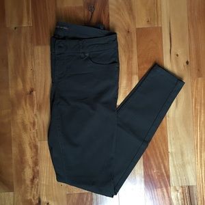 The Limited Exact Stretch Skinny Jeans Pants